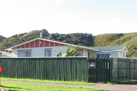 Photo of property in 100 Mohaka Street, Wainuiomata, Lower Hutt, 5014