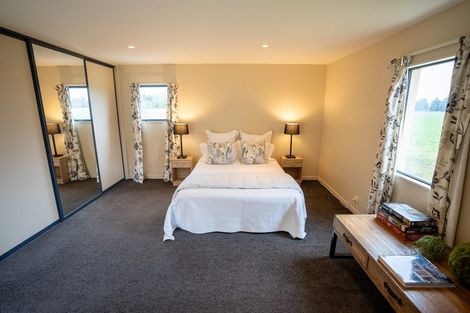 Photo of property in 2817 West Coast Road, Kirwee, Darfield, 7571