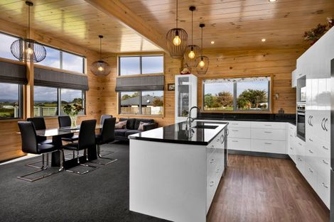 Photo of property in 141a Turuturu Road, Hawera, 4674