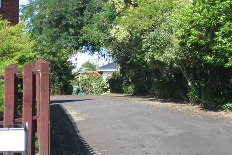 Photo of property in 2/21 Copley Street, New Lynn, Auckland, 0600