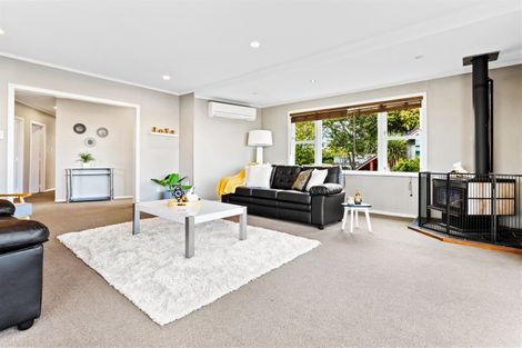 Photo of property in 238 Don Buck Road, Massey, Auckland, 0614