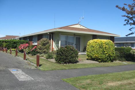 Photo of property in 24 Shelton Place, Feilding, 4702