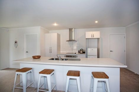 Photo of property in 11 Lamborn Drive, Papakura, 2110