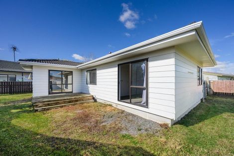 Photo of property in 67 Geraldine Crescent, Cloverlea, Palmerston North, 4412