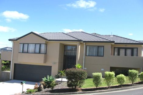Photo of property in 15 Mariners View Road, Beach Haven, Auckland, 0626