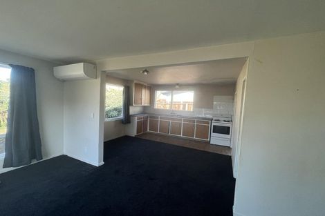 Photo of property in 9 Farnborough Street, Aranui, Christchurch, 8061