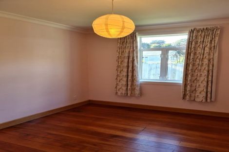 Photo of property in 23 Tilley Road, Paekakariki, 5034