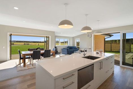 Photo of property in 6 Westview Drive, Tinwald, Ashburton, 7700