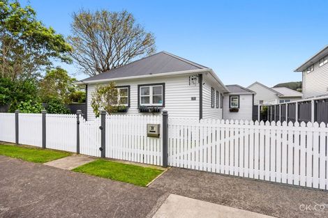 Photo of property in 31 Birdwood Road, Waterloo, Lower Hutt, 5011