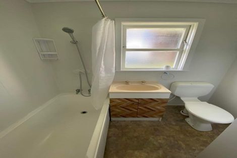 Photo of property in 52 Lancaster Street, Takaro, Palmerston North, 4412