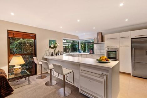 Photo of property in 22 Derenzy Place, Avonhead, Christchurch, 8042