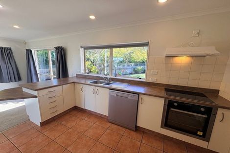 Photo of property in 28 Arataki Road, Havelock North, 4130