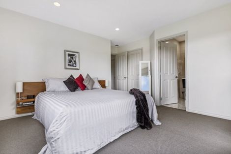 Photo of property in 29 Speedy Crescent, Hillcrest, Auckland, 0627