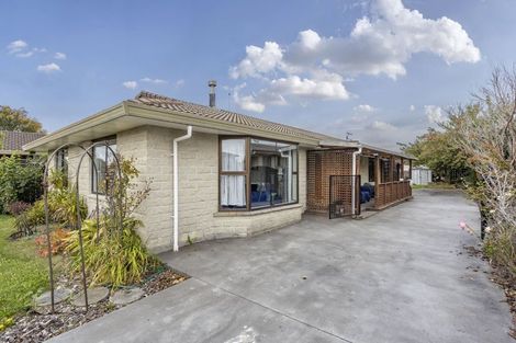 Photo of property in 13 Parkhouse Drive, Rangiora, 7400