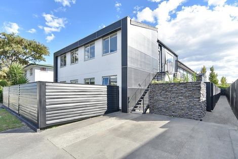Photo of property in 2/27 Brockworth Place, Riccarton, Christchurch, 8011