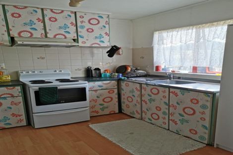 Photo of property in 6 Karamu Street, Te Atatu Peninsula, Auckland, 0610