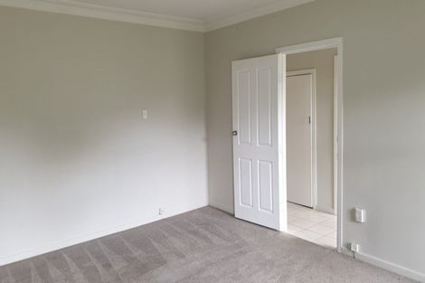 Photo of property in 16 Gifford Road, Papatoetoe, Auckland, 2025