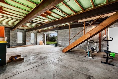 Photo of property in 16 Leon Place, Waitara, 4320