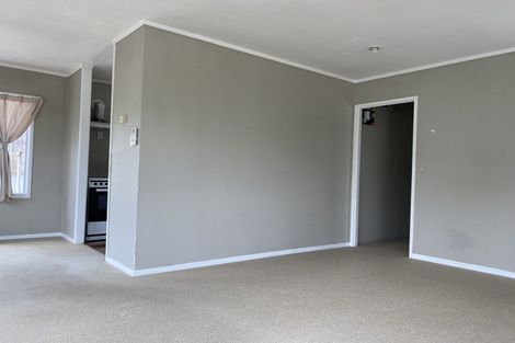 Photo of property in 61a/1 Strid Road, Te Atatu South, Auckland, 0610