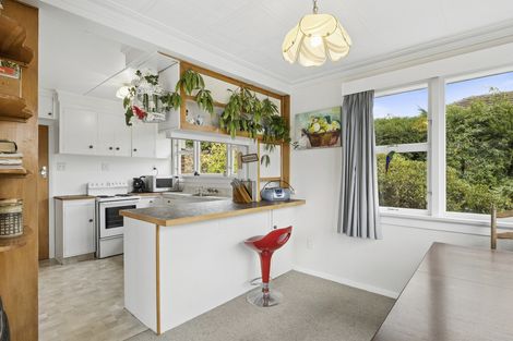 Photo of property in 57 Marion Street, Macandrew Bay, Dunedin, 9014