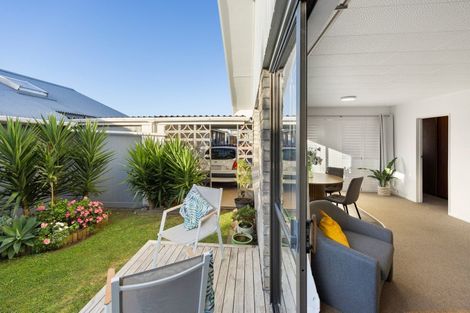 Photo of property in 6b Hori Street, Vogeltown, New Plymouth, 4310