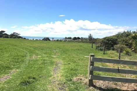 Photo of property in 28 Opoia Drive, Awhitu, 2684