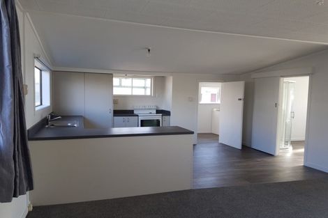 Photo of property in 20 Romilly Street, Westport, 7825