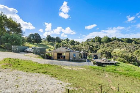Photo of property in 957 Bull Road, Paparoa, 0193