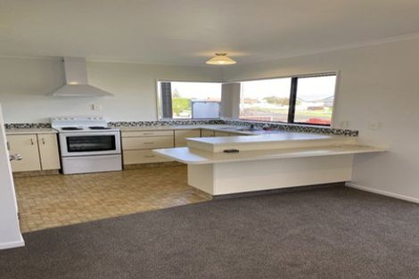 Photo of property in 17 Tui Mill Grove, Feilding, 4702