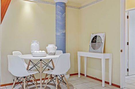 Photo of property in 30 Lees Road, Strowan, Christchurch, 8052