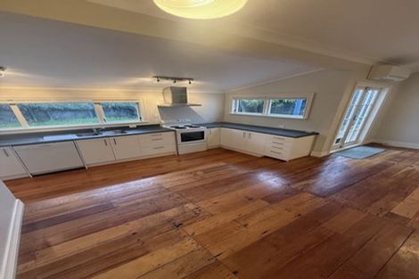 Photo of property in 28 Bay Street, Petone, Lower Hutt, 5012