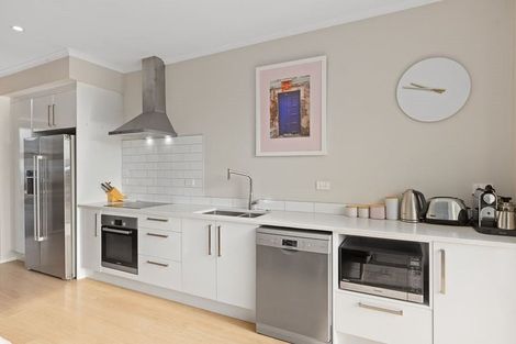 Photo of property in 10 Touhou Road, Hobsonville, Auckland, 0616