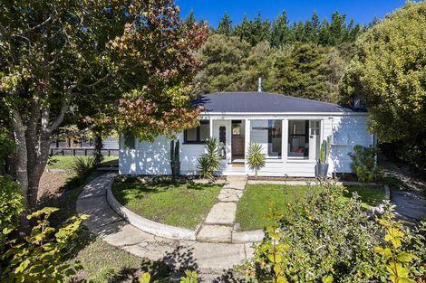 Photo of property in 112 Doctors Point Road, Waitati, 9085