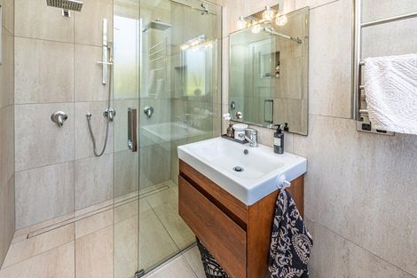 Photo of property in 19 Kent Road, Saint Johns Hill, Whanganui, 4501