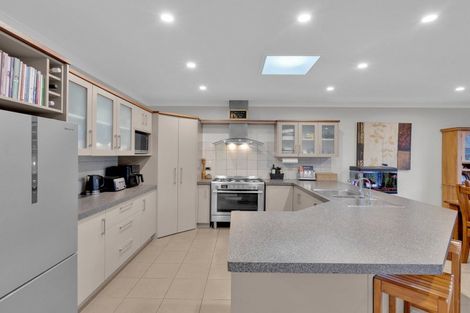 Photo of property in 18 Connor Court, Huntington, Hamilton, 3210