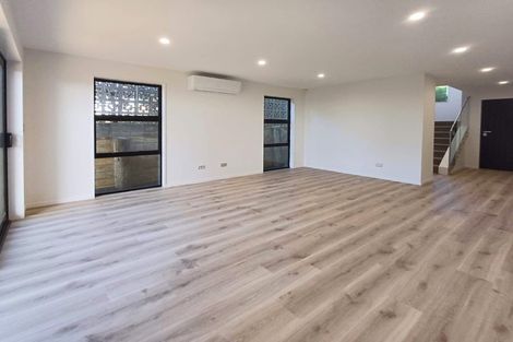 Photo of property in 345 East Coast Road, Mairangi Bay, Auckland, 0630