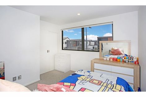 Photo of property in 57 John Gray Street, Papakura, 2110