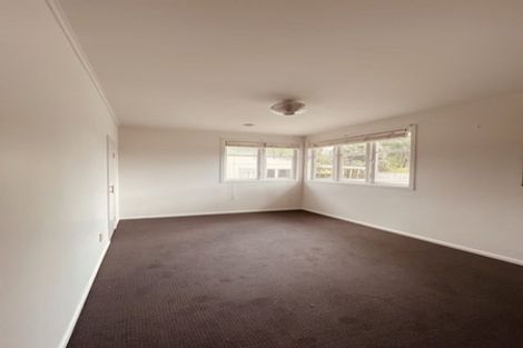 Photo of property in 49 Neil Avenue, Te Atatu Peninsula, Auckland, 0610