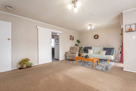 Photo of property in 12-12a Cecil Place, Cloverlea, Palmerston North, 4412