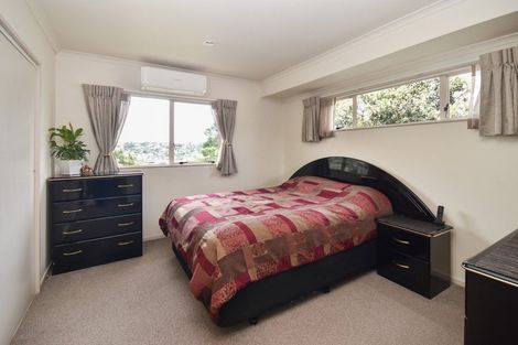 Photo of property in 20 Longview Rise, Massey, Auckland, 0614
