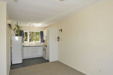 Photo of property in 2/18 Thurleigh Grove, Karori, Wellington, 6012