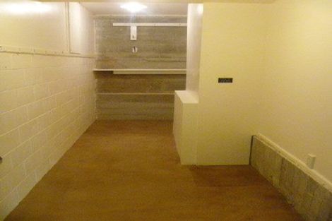 Photo of property in 25 Melrose Road, Island Bay, Wellington, 6023