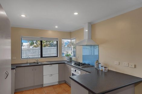 Photo of property in 338a Glengarry Road, Glen Eden, Auckland, 0602