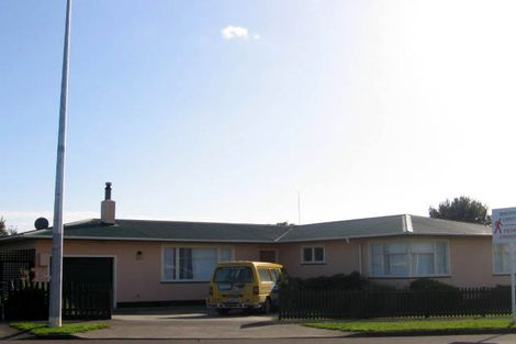 Photo of property in 97 College Street, Awapuni, Palmerston North, 4412