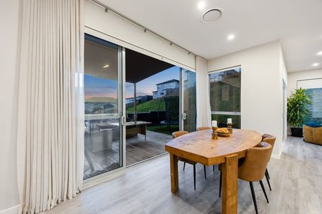 Photo of property in 138 Godfrey Drive, Orewa, 0931