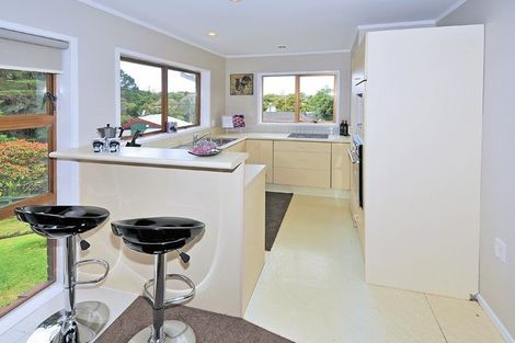 Photo of property in 1/11 Mahuta Grove, Northcote, Auckland, 0627