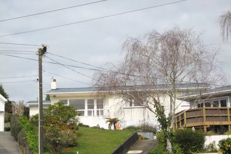Photo of property in 10 Sardinha Place, Marfell, New Plymouth, 4310