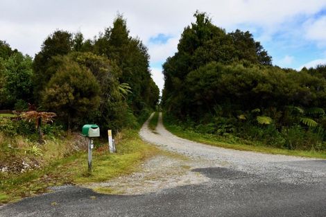 Photo of property in 70 Sunset Heights Road, Karamea, 7893