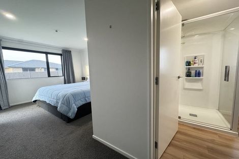 Photo of property in 1 North Foreland Street, Waihola, Milton, 9073