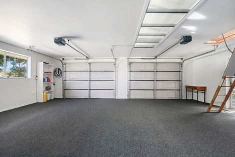 Photo of property in 60 Lee Road, Hannahs Bay, Rotorua, 3010